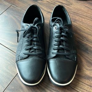 Cole Haan Black Leather Sneakers in Men’s Sz. 8.5, like new!